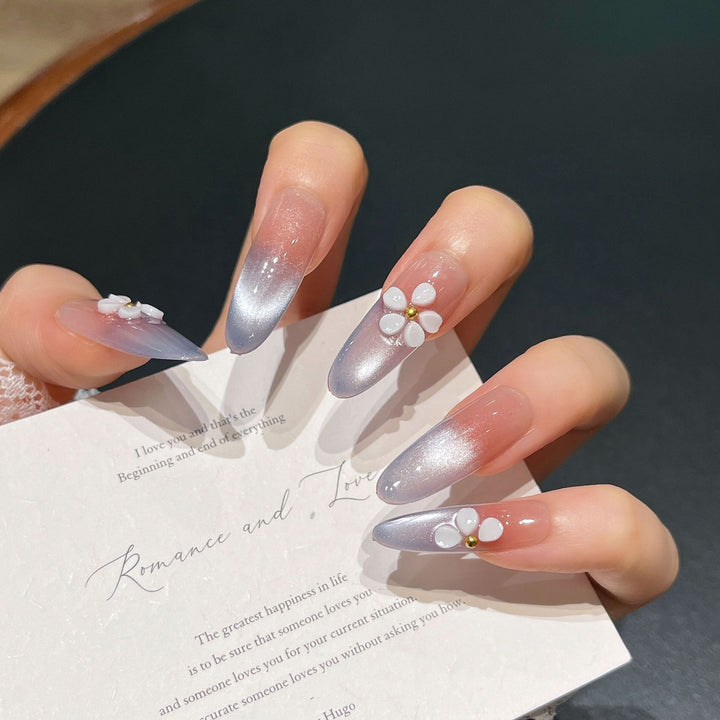 Elegant Floral 3D Press-On Nail Extensions Bowlift