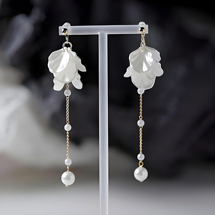 Floral Leaf Drop Earrings Bowlift