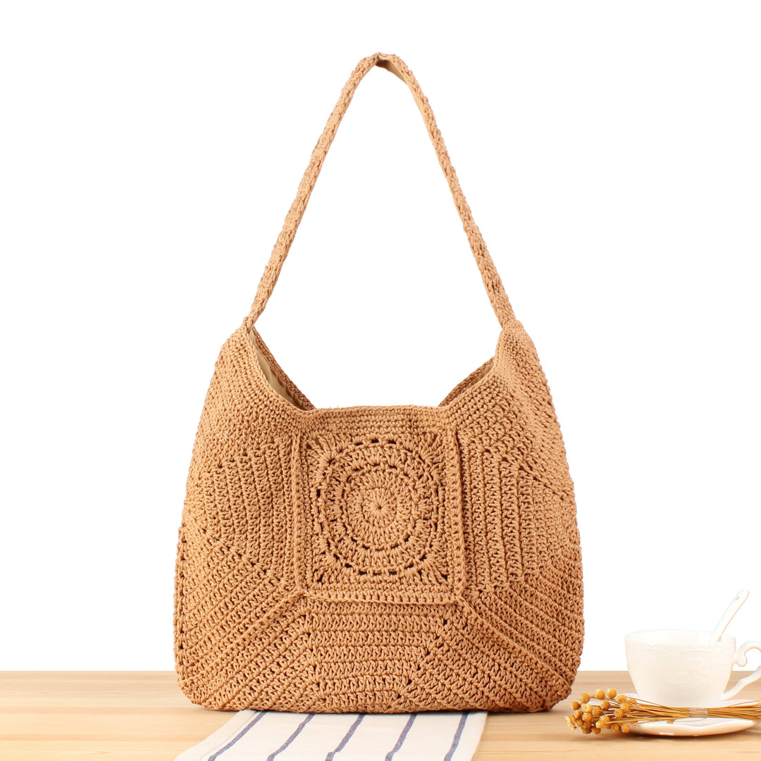 Hand-knotted shoulder bag with geometric pattern Bowlift