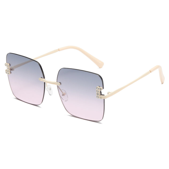 Women's fashionable square sunglasses with delicate design details Bowlift