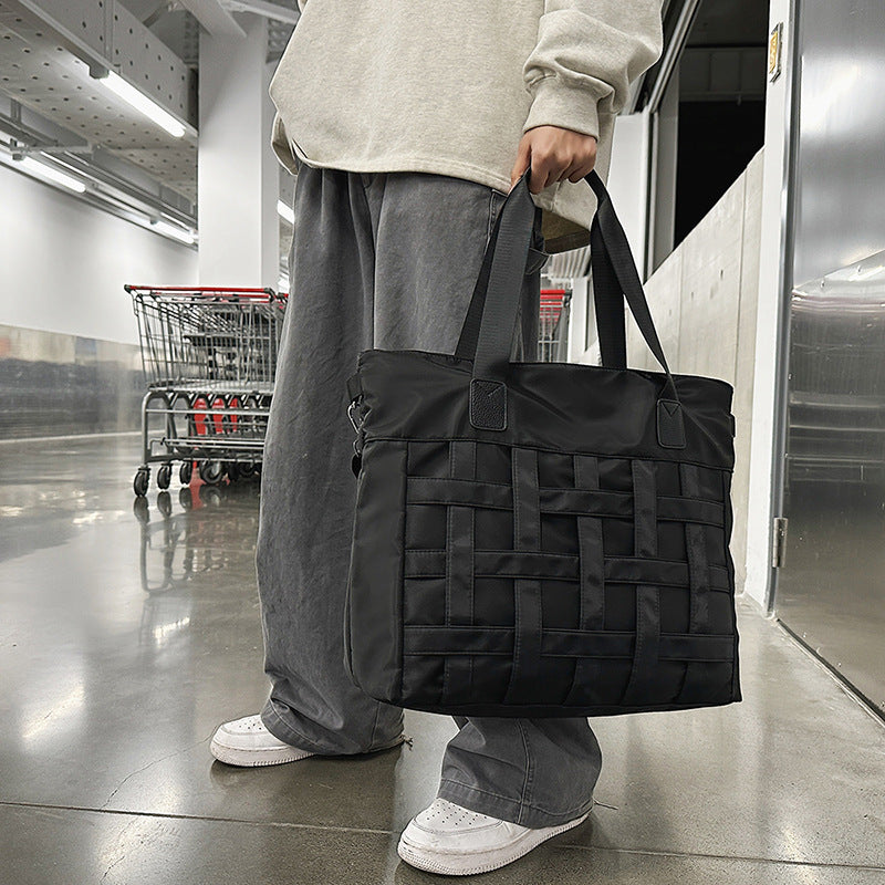 Multifunctional Travel Bag With Woven Surface Bowlift