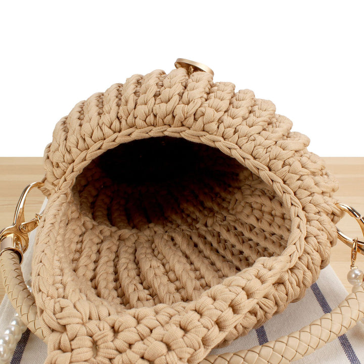 Shell-Design Handbag Bowlift