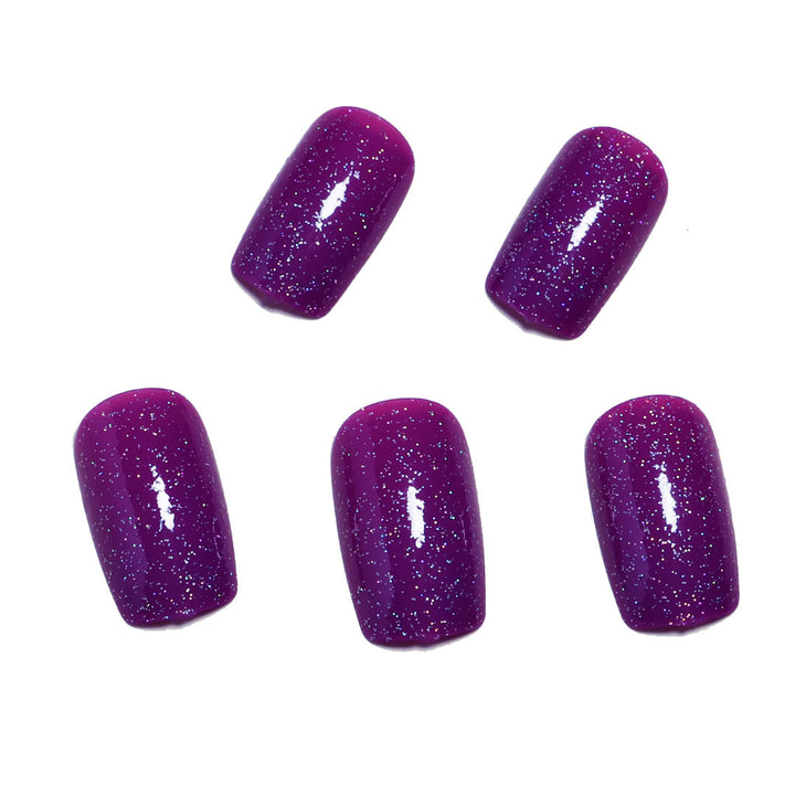 Sparkling Glam Press-On Nail Set Bowlift