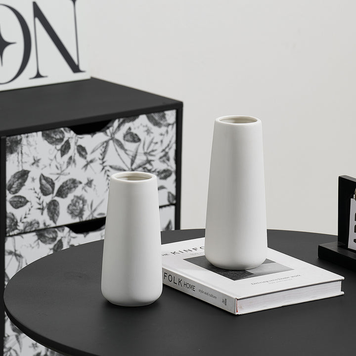 Decorative ceramic carafe Bowlift