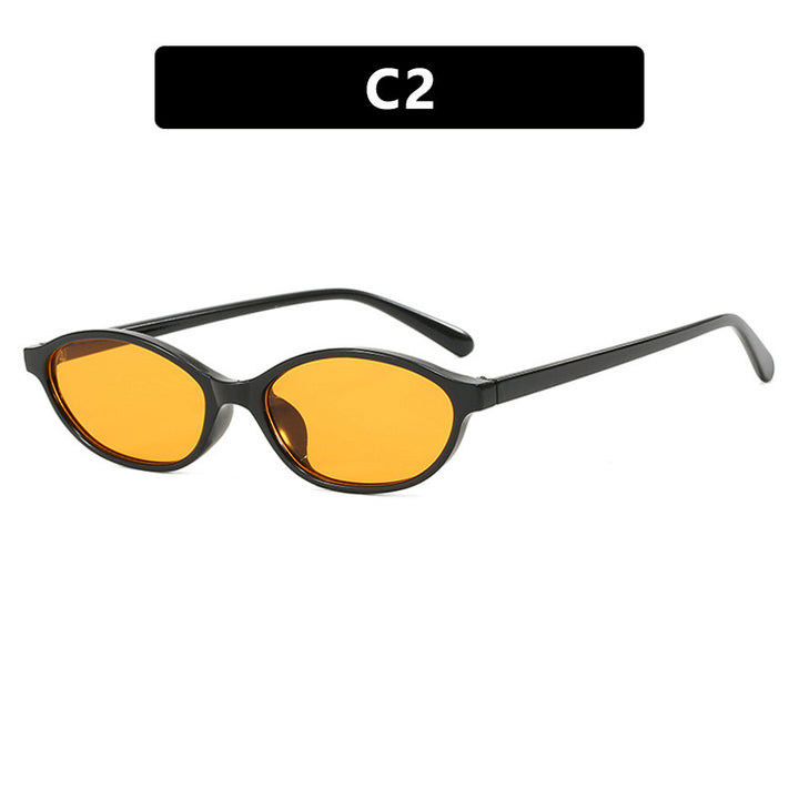 Women’s fashionable sunglasses in elegant retro design Bowlift