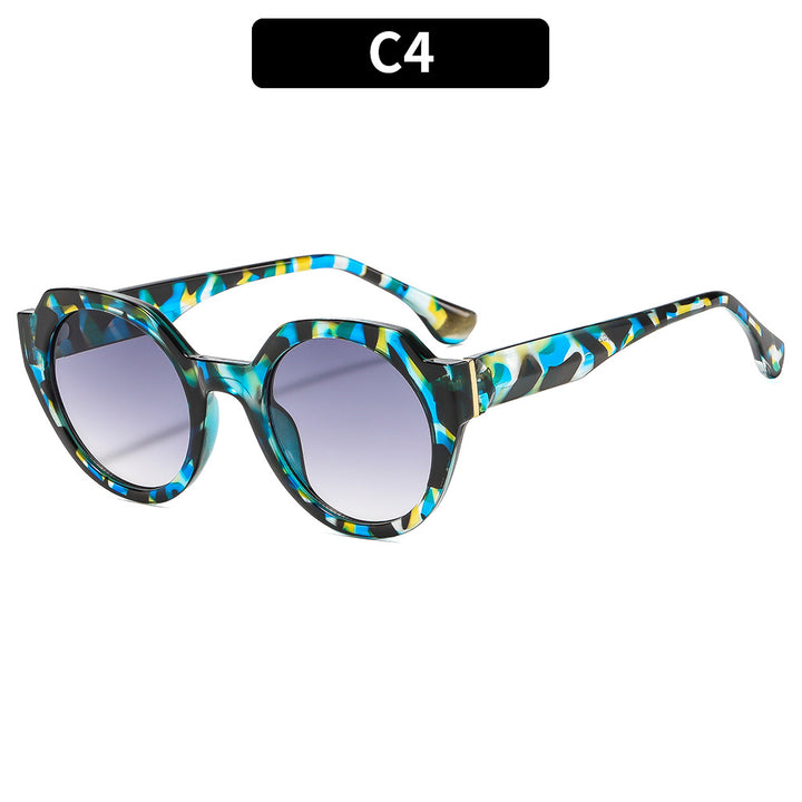 Retro-Inspired Oversized Round Sunglasses