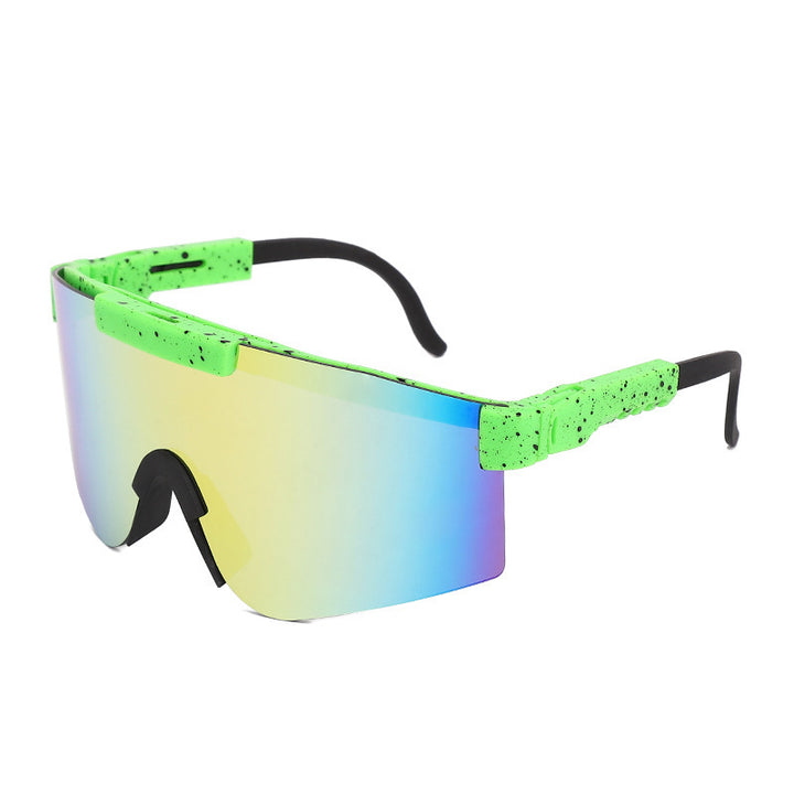 Women's Sporty Statement Sunglasses in Modern Design Bowlift