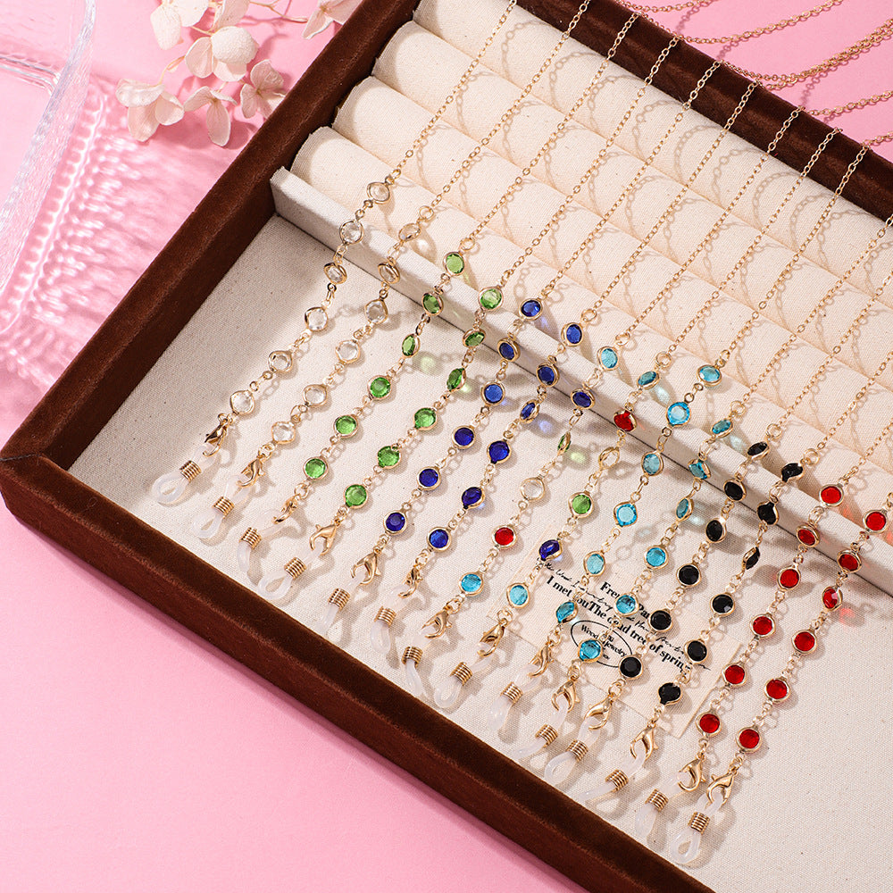 Artistic Beaded Eyewear Chain Bowlift