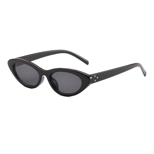 Ladies Cat-Eye Sunglasses in Elegant Leo Design Bowlift