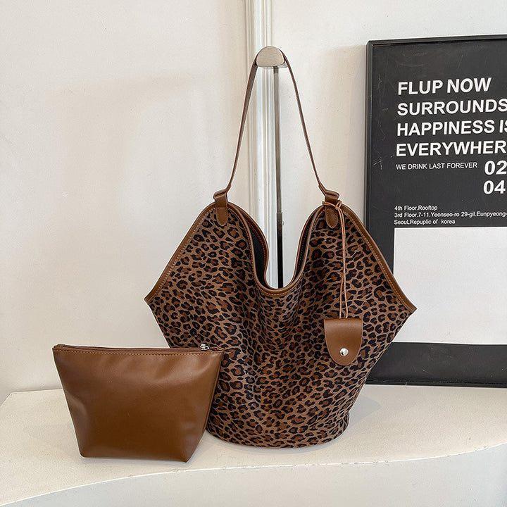 Suede Hobo Bag Bowlift