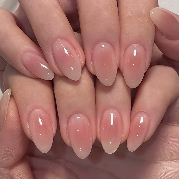 Artificial nail art with playful dots and bows Bowlift