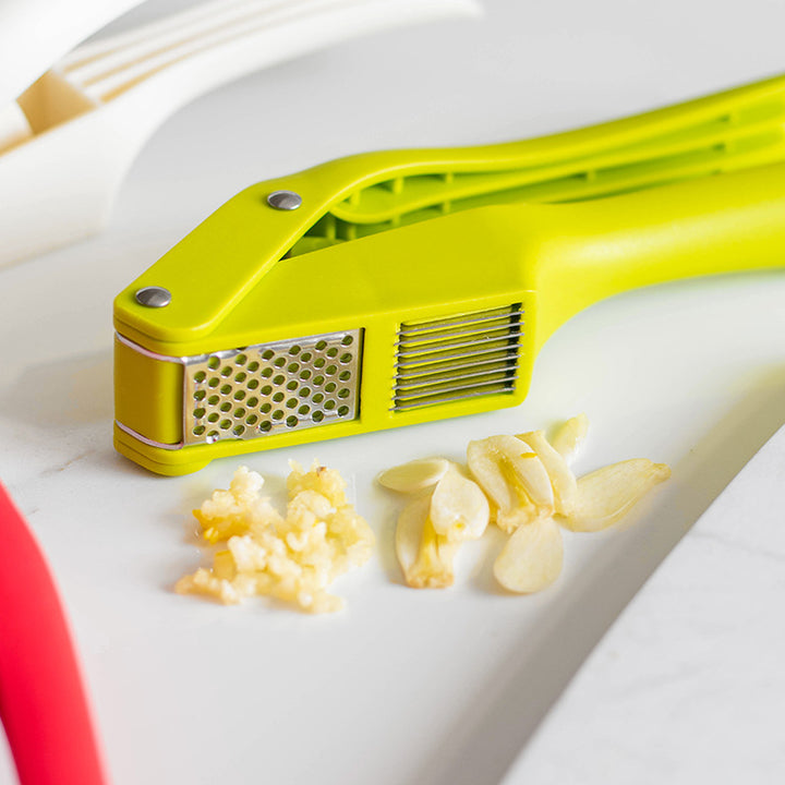 Multifunctional Garlic Chopper Bowlift