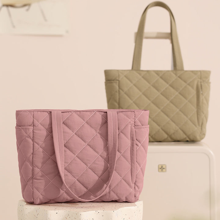 Quilted Handbag Bowlift
