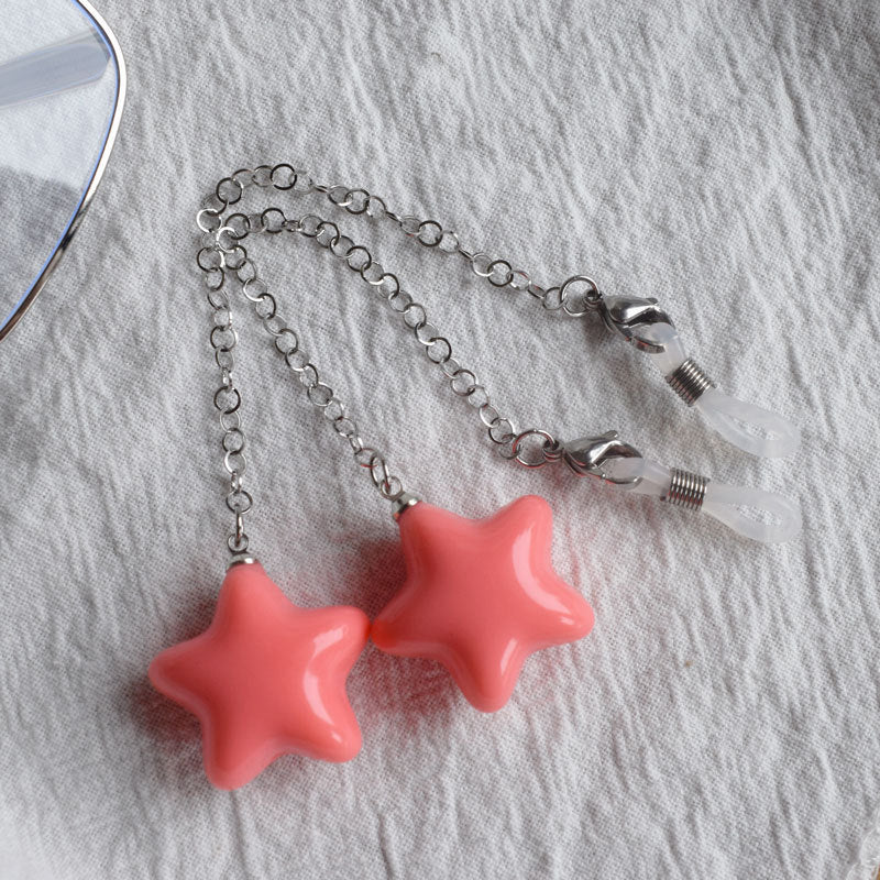 Star-Designed Eyewear Chain Bowlift