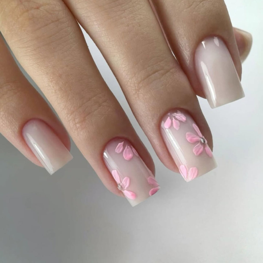 Artful Nail Art with Delicate Flower Patterns Bowlift