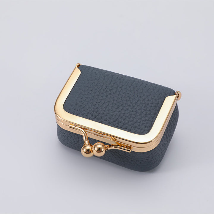 Elegant Vintage Clutch Bowlift