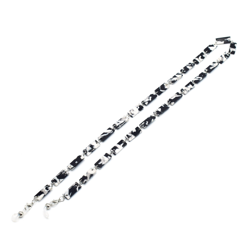 Stylish Tortoiseshell Pattern Eyewear Chain Bowlift