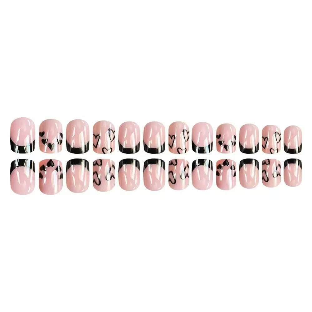 Artificial nail set with creative heart and black-and-white design Bowlift