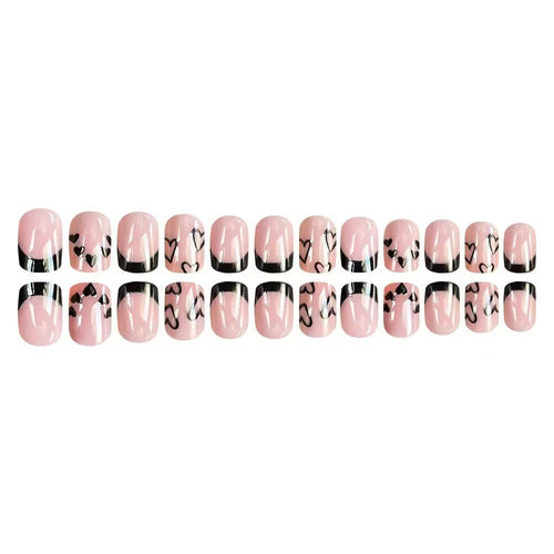 Artificial nail set with creative heart and black-and-white design Bowlift