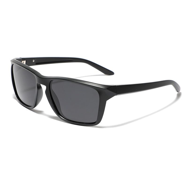 Women’s fashionable sunglasses with protective UV lenses Bowlift