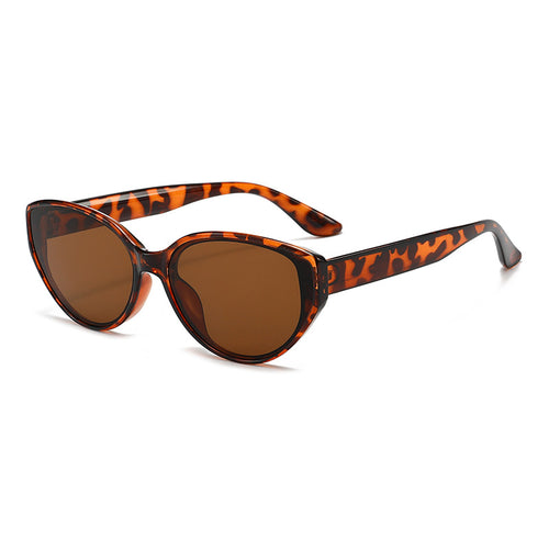 Vintage-Inspired Cat-Eye Sunglasses