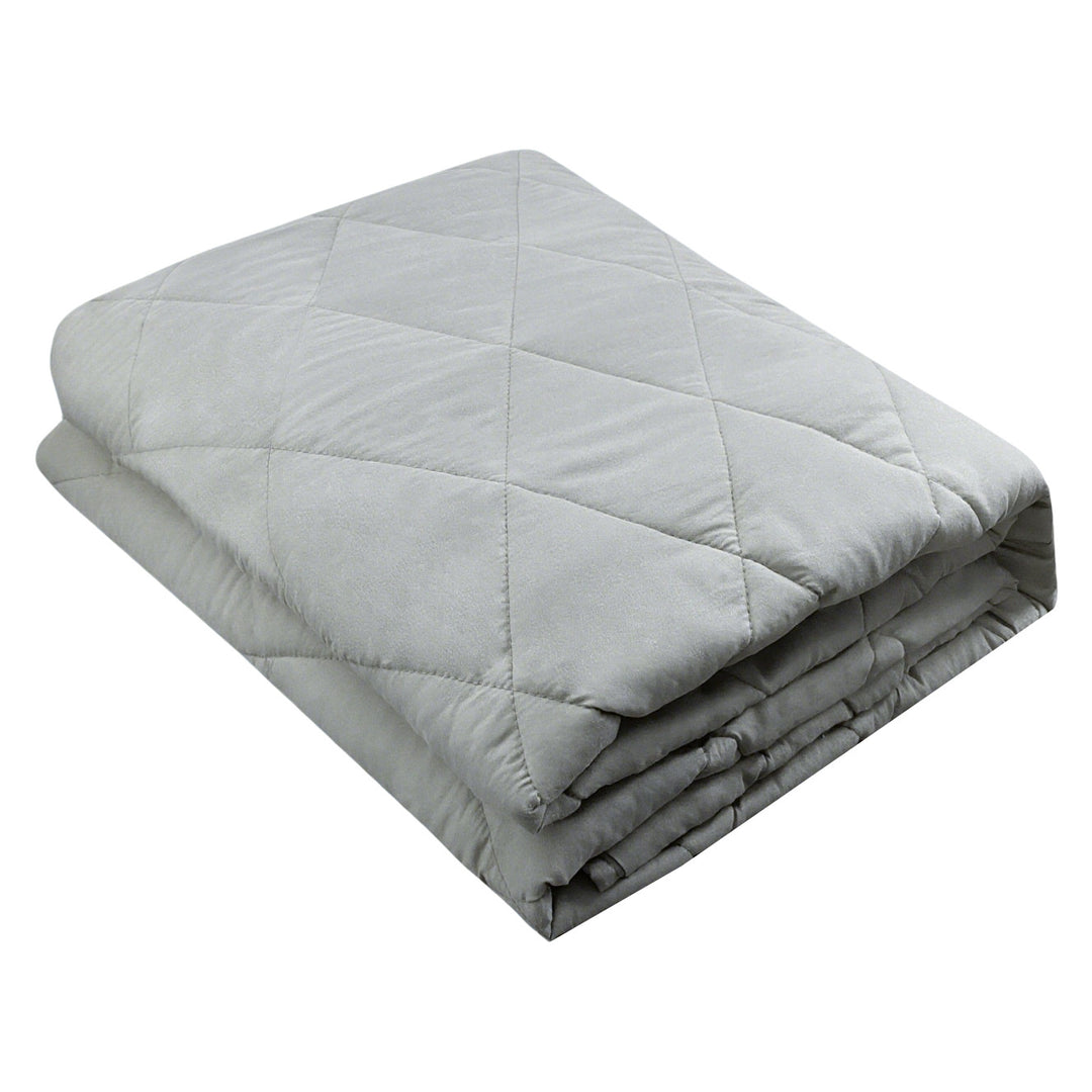 Plush Quilted Blanket Bowlift