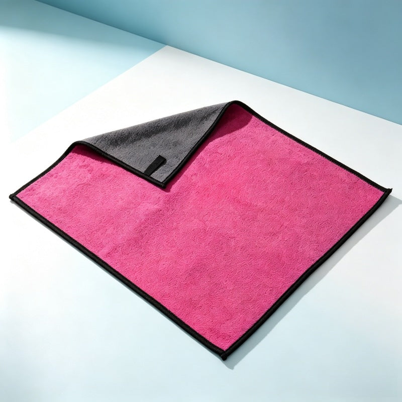 Ultra-absorbent dual-sided microfiber sports towel with reinforced edges and hanging loop Bowlift