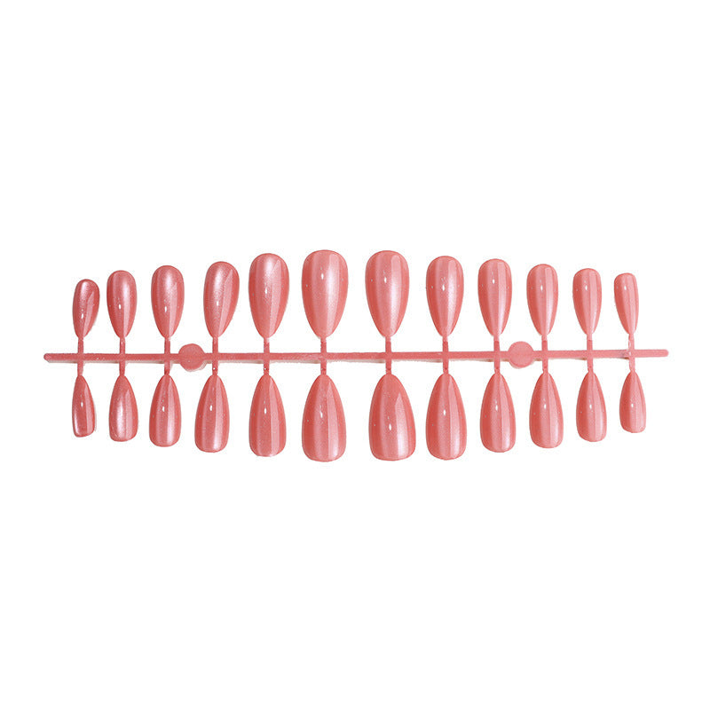High-quality artificial nail set with shimmering finish Bowlift