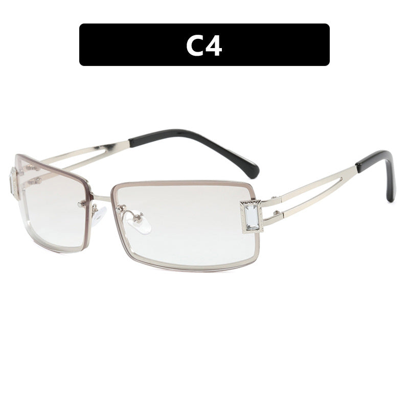 Ladies stylish sunglasses with elegant trapezoidal lenses and filigree metal frame Bowlift