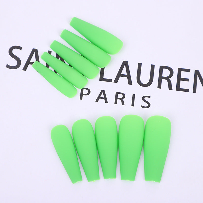 Elegant Fake Nails Bowlift