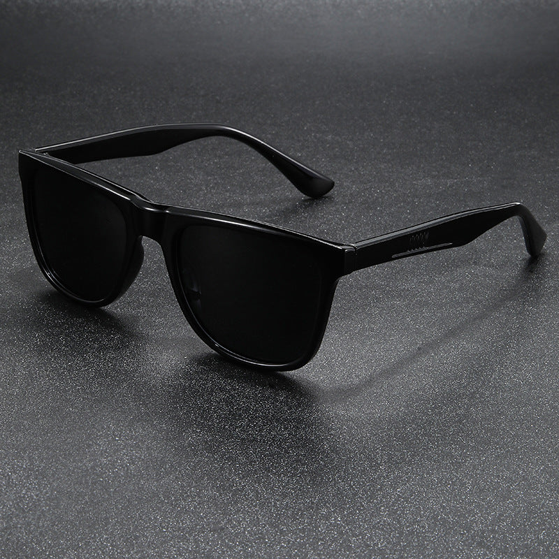 Women's sunglasses in striking vintage style Bowlift