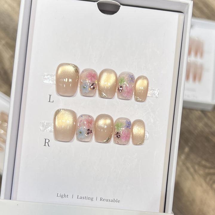Artistic Floral-Design Press-On Nail Set Bowlift