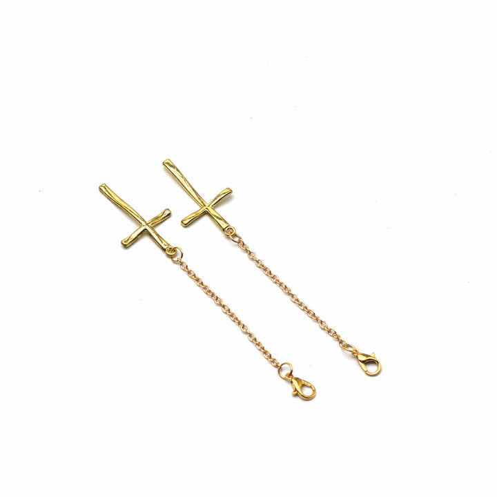 Elegant Cross-Design Chain Eyewear Holder Bowlift