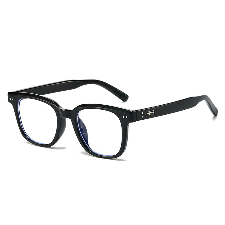 Retro-Inspired Statement Eyewear Bowlift