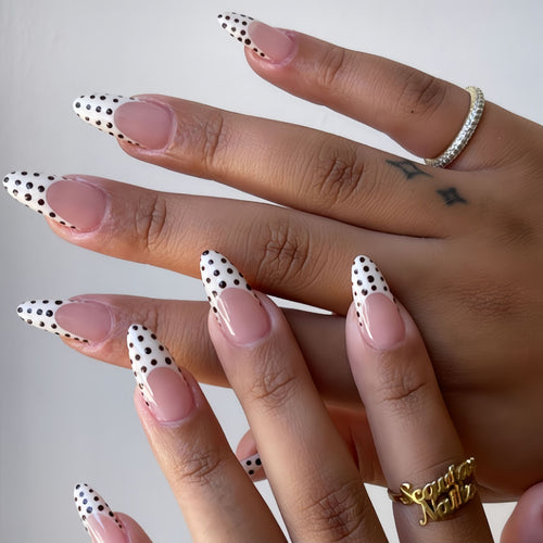 Stylish Polka Dot Design Press-On Nails Bowlift