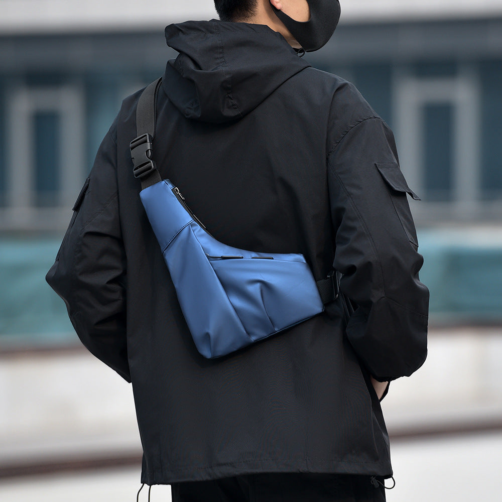 Sling bag with ergonomic design and water-repellent material Bowlift