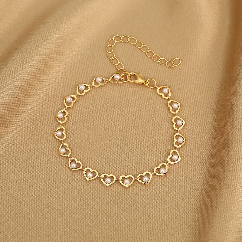 Butterfly and Daisy Charm Anklet Bowlift