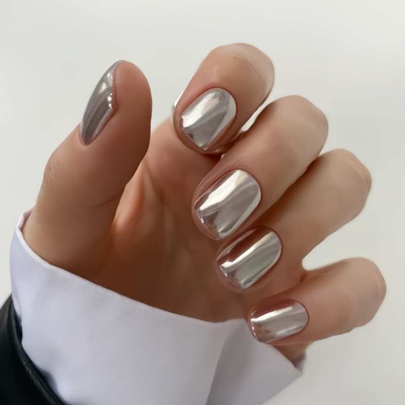 Mirrored Glossy Press-On Nail Set Bowlift