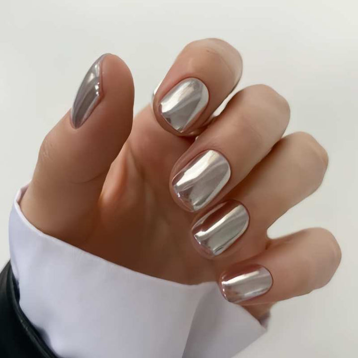 Mirrored Glossy Press-On Nail Set Bowlift