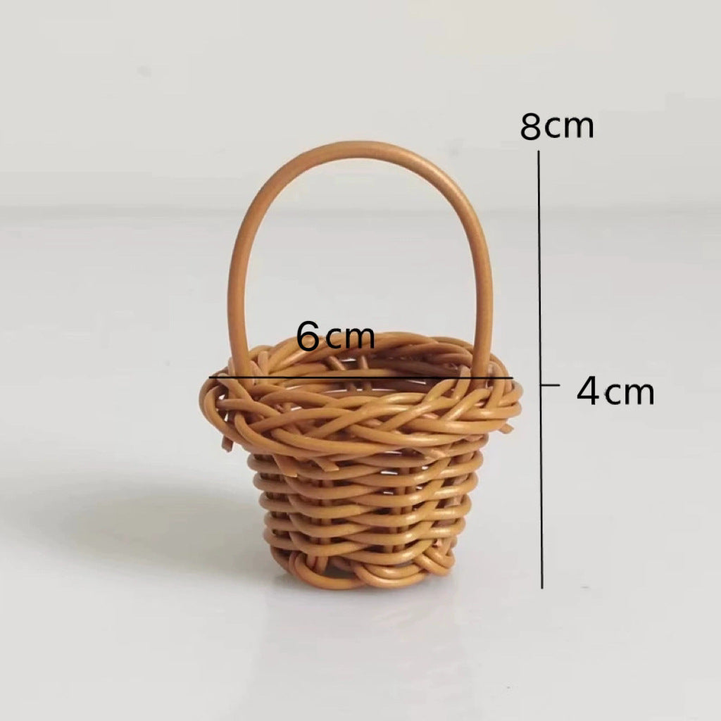 Miniature Decorative Woven Basket Bowlift