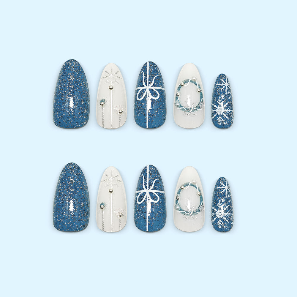 Luxury artificial nails in winter design Bowlift