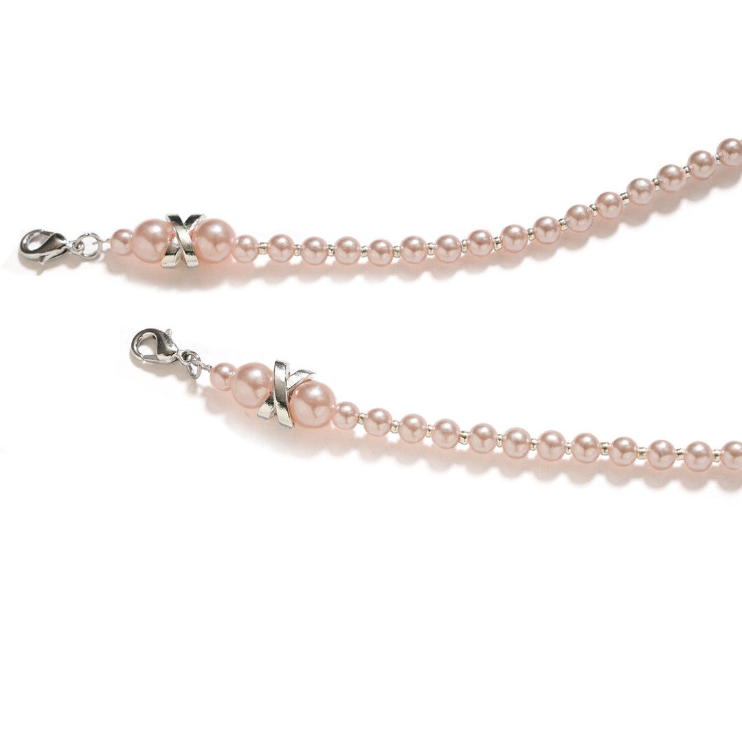 Elegant Beaded Eyewear Chain Bowlift