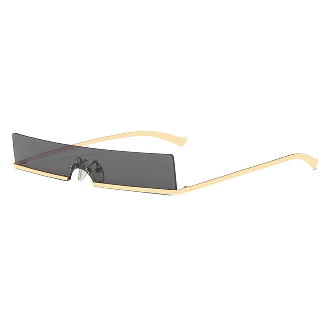 Women’s fashionable and striking sunglasses Bowlift