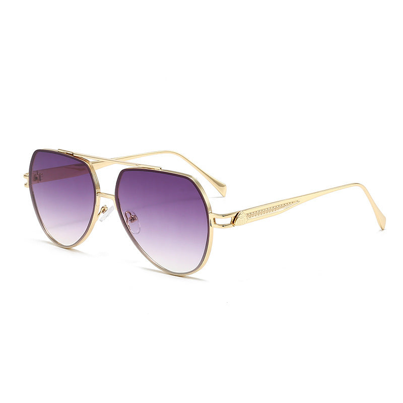 Women's designer sunglasses in a stylish, curved metal frame Bowlift