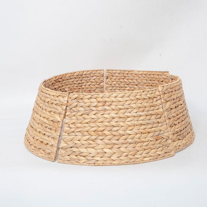 Decorative Christmas tree stand made of wicker Bowlift