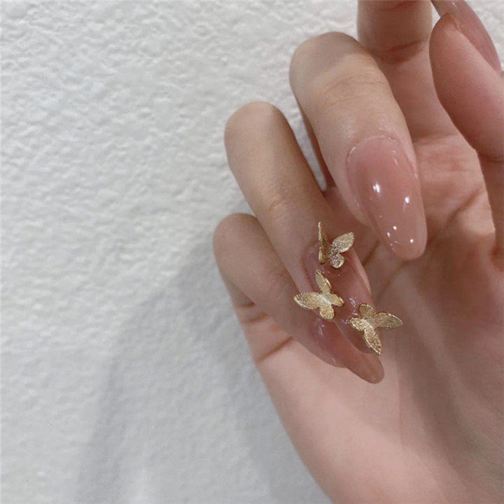 Glamorous Heart Nail Tips Bowlift
