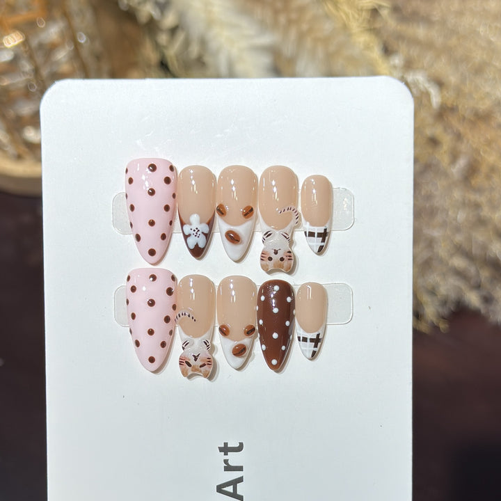 Whimsical Themed Press-On Nail Art Set Bowlift