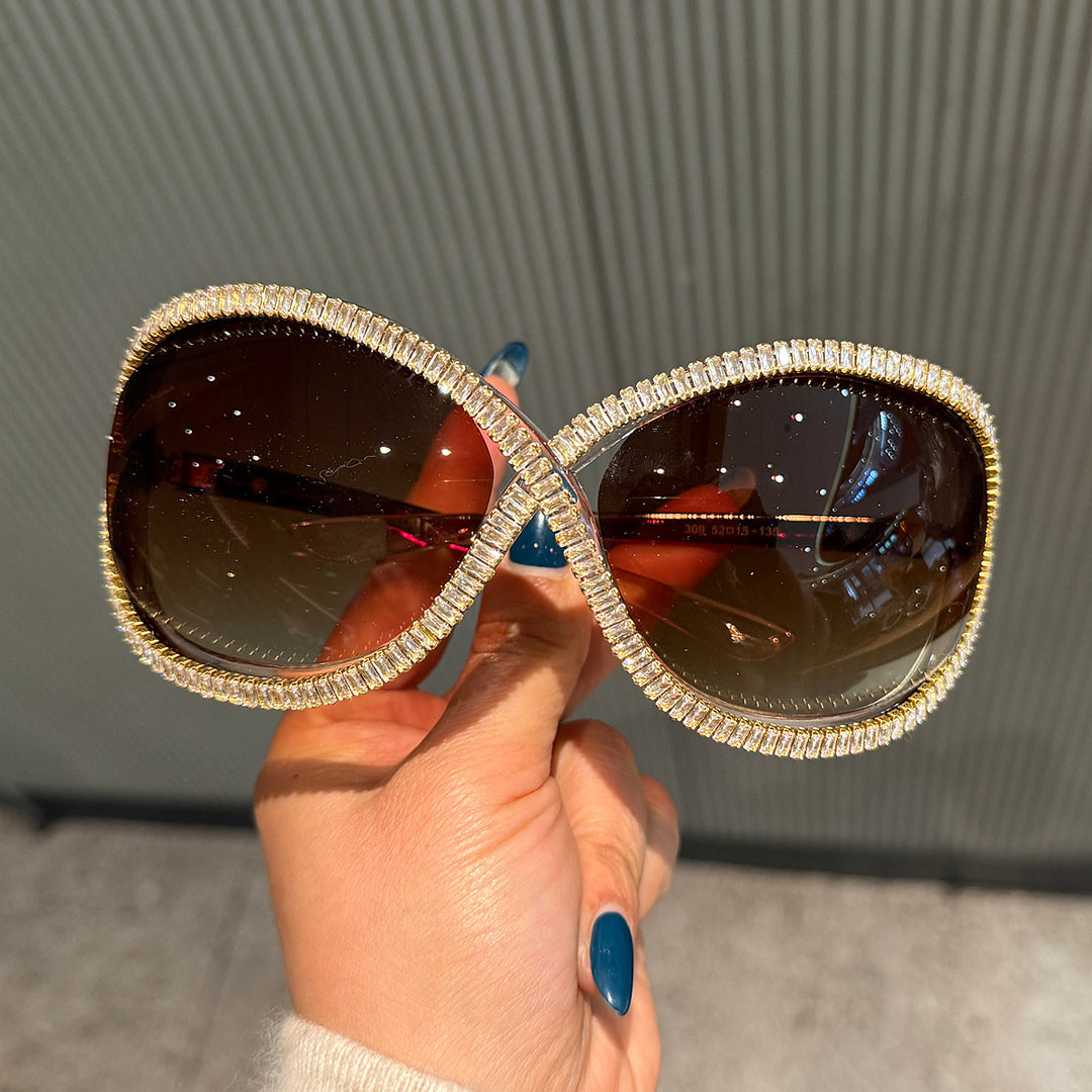 Ladies Trendy Sunglasses with Sparkling Crystal Decor Bowlift