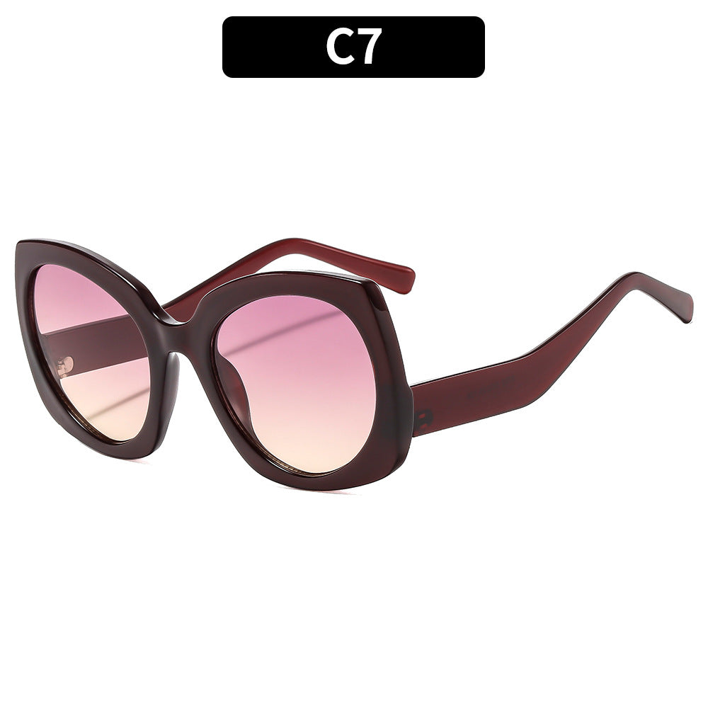 Casual Oversized Fashion-Forward Sunglasses