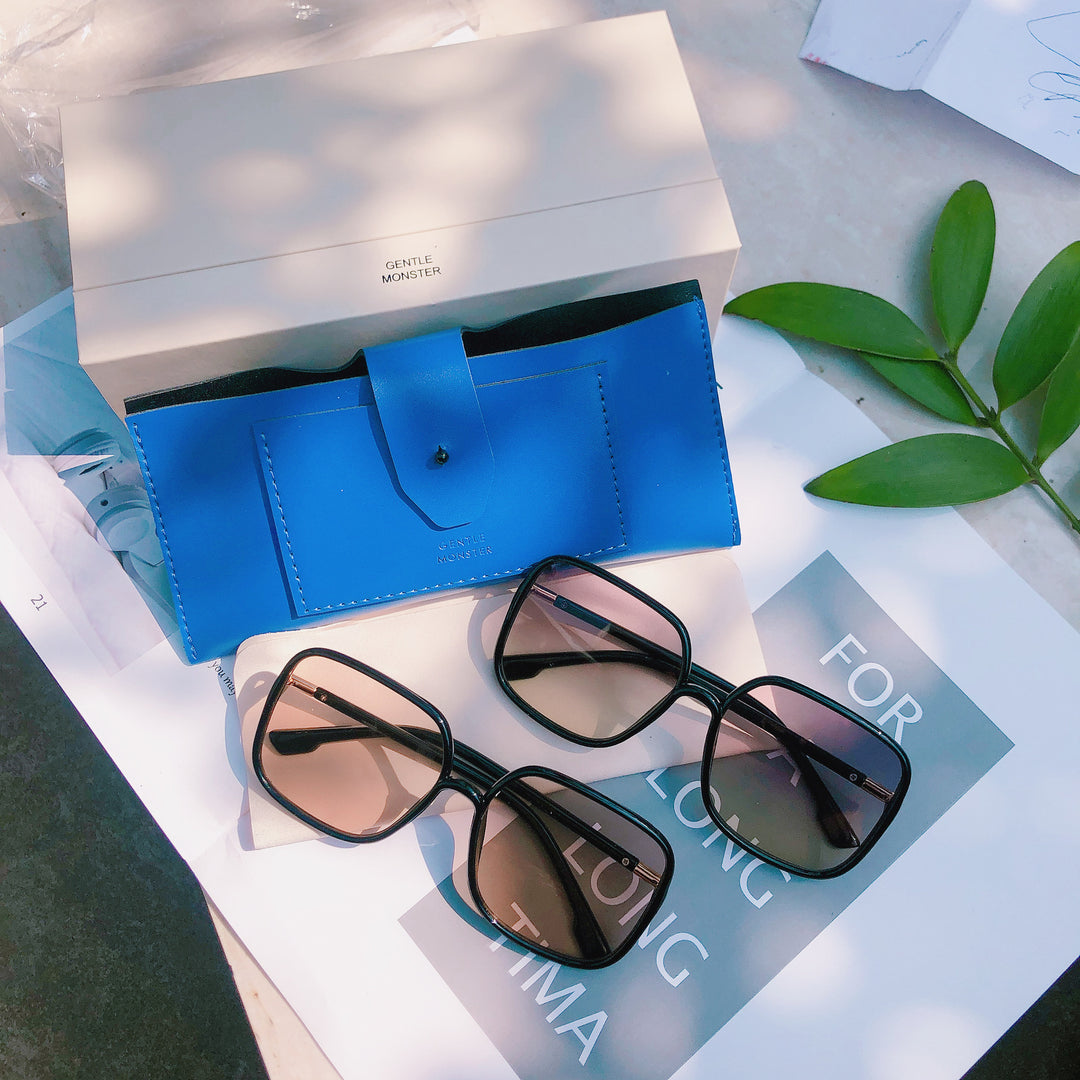 Fashionable Square Sunglasses Bowlift